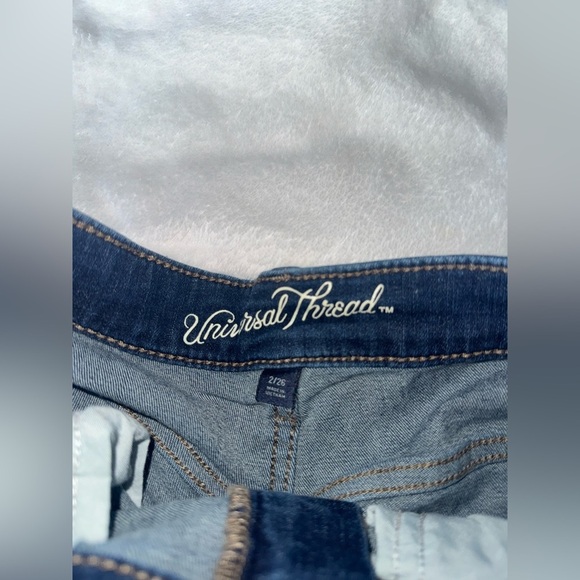 Universal Thread Blue Distressed Jean Shorts Raw Hem - Picture 3 of 3